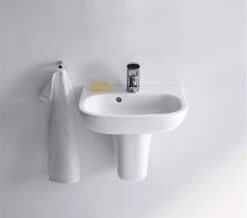 Duravit D-Code 450mm Handrise Basin With Tap Hole And Overflow - 7054500002