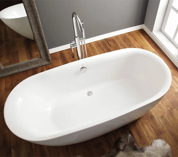 April Cayton Contemporary White Freestanding Oval Shaped Bath 4 April Cayton Contemporary White Freestanding Oval Shaped Bath - Image 4
