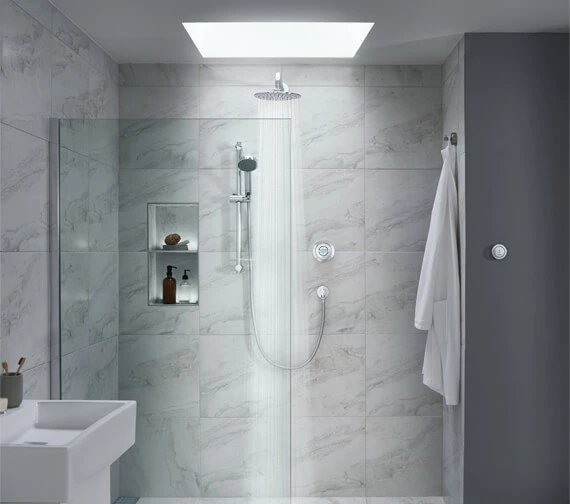 Aqualisa Quartz Classic Smart Concealed Valve With Riser Rail And Shower Head 4 Aqualisa Quartz Classic Smart Concealed Valve With Riser Rail And Shower Head - Image 4