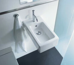 Duravit Vero White 250 X 450mm Handrinse Washbasin | 0702250000