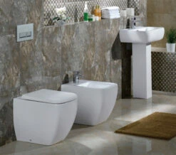 RAK Metropolitan White Basin 525mm With Full Pedestal -Duravit Sales Shop QS V36240 5 mn